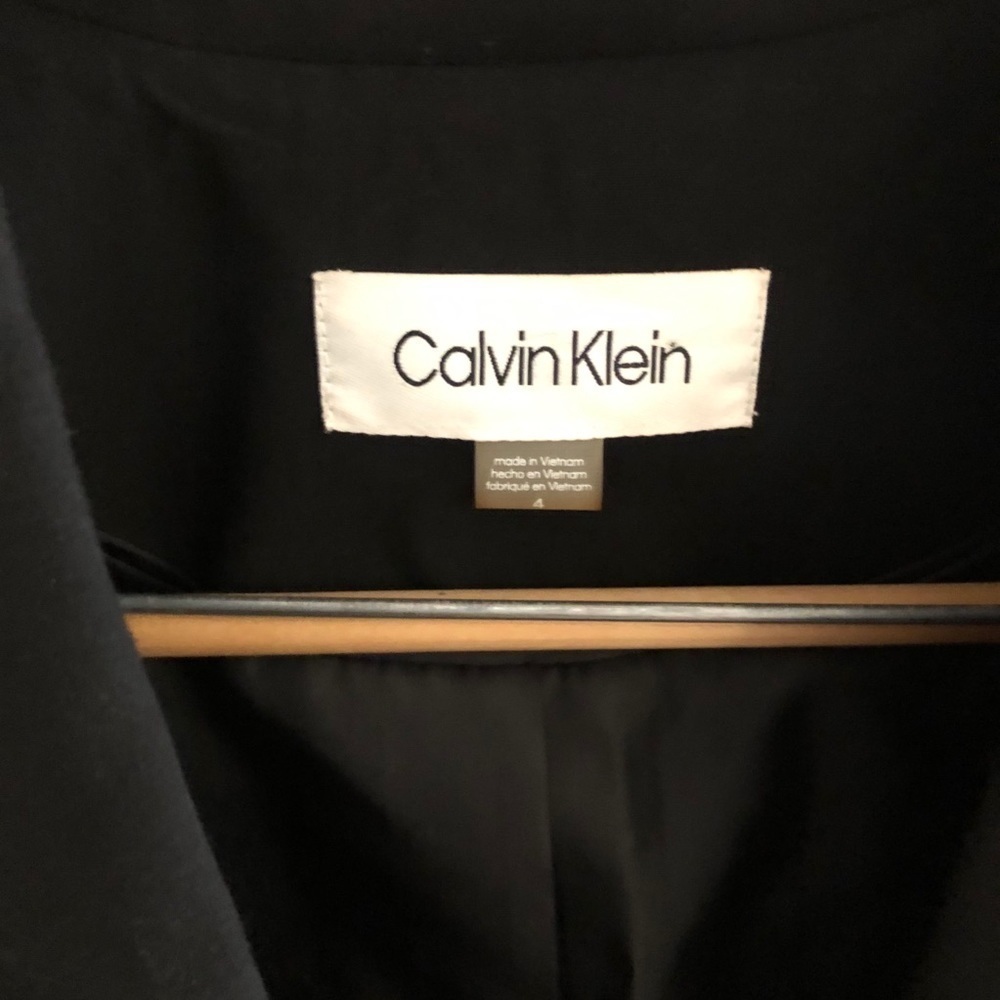 NWT Calvin Klein one button blazer with crisscross - Picture 7 of 7